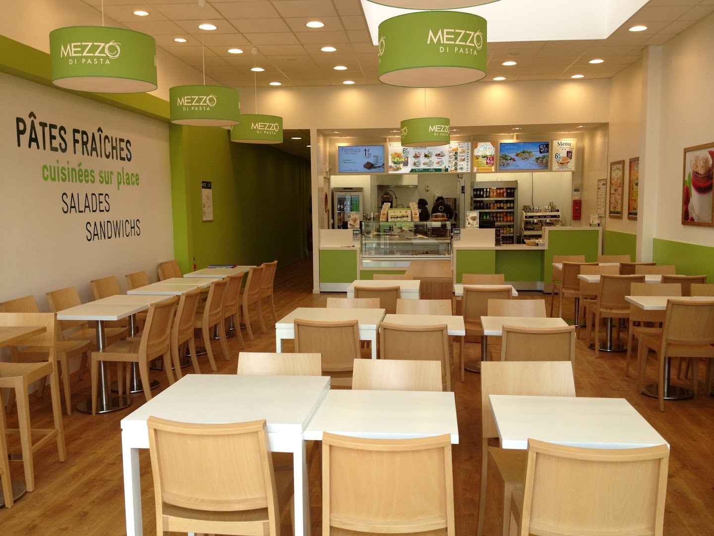 Mezzo Di Pasta St Genevieve Des Bois · Photos 3